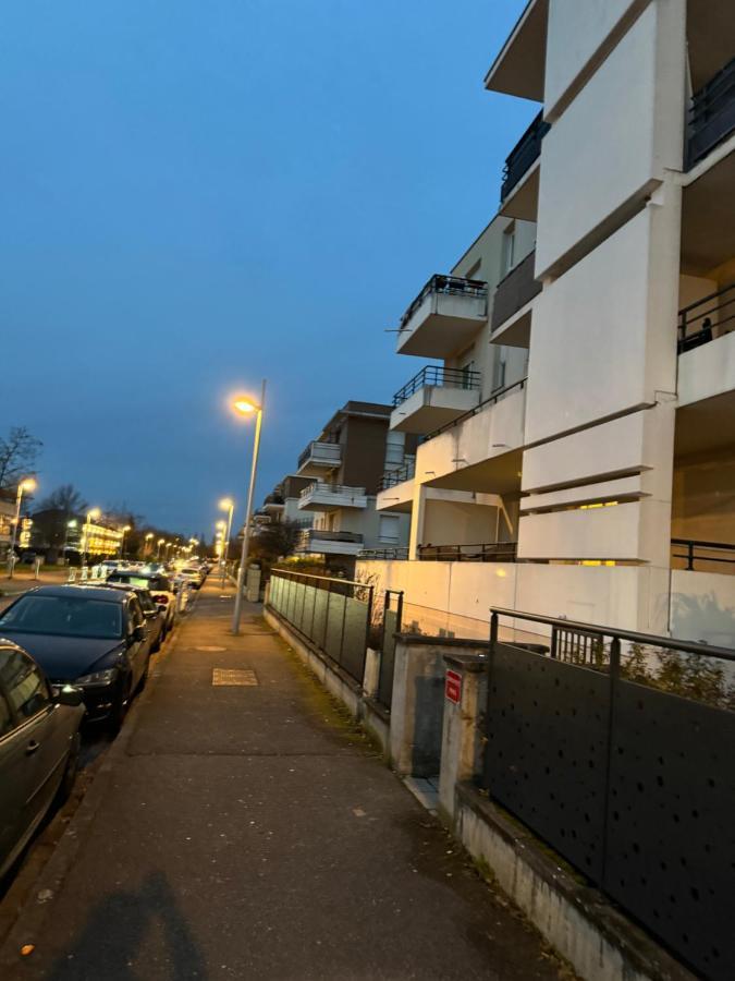 Appartement Calme Avec Balcon, A 4Km Du Centre, Parking, Wi-Fi, Netflix Gratuit Страсбург Екстериор снимка