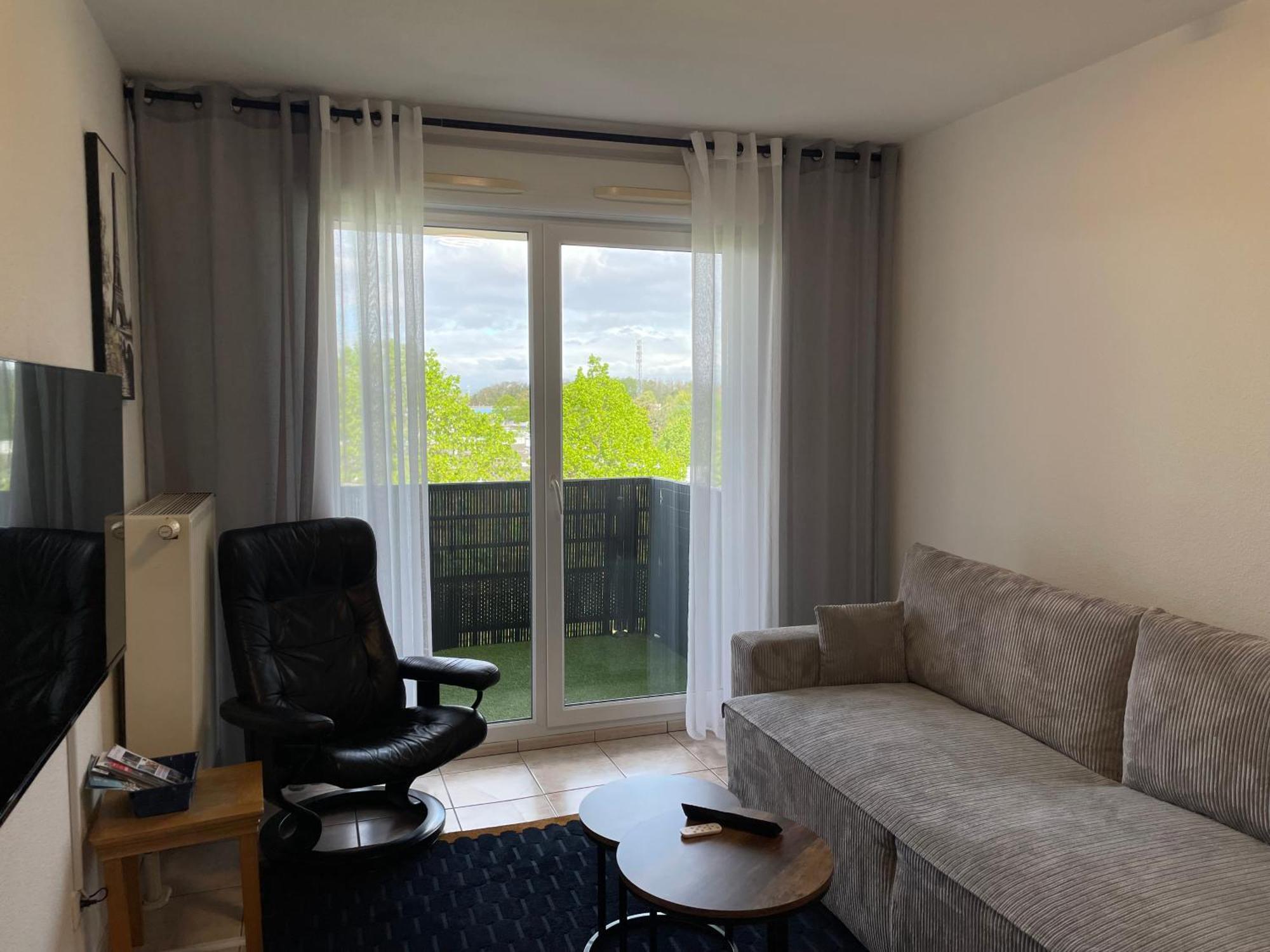 Appartement Calme Avec Balcon, A 4Km Du Centre, Parking, Wi-Fi, Netflix Gratuit Страсбург Екстериор снимка
